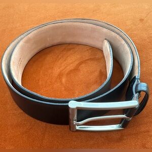 Fullum & Holt Canada New No Tags Mens Black Leather Belt Silver Buckle M 34
